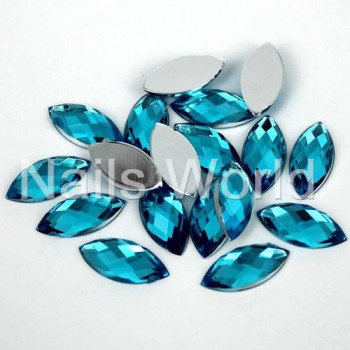 Стрази Marquise -  Aquamarine Размер: 3х6мм
Кол-во: 20шт