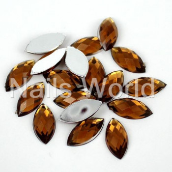 Стрази Marquise -  Smoked Topaz Размер: 3х6мм
Кол-во: 20шт